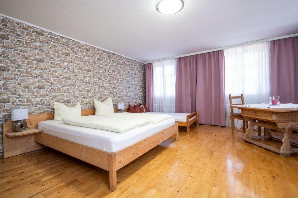 Landhaus Lindner Appartements Фюген Экстерьер фото